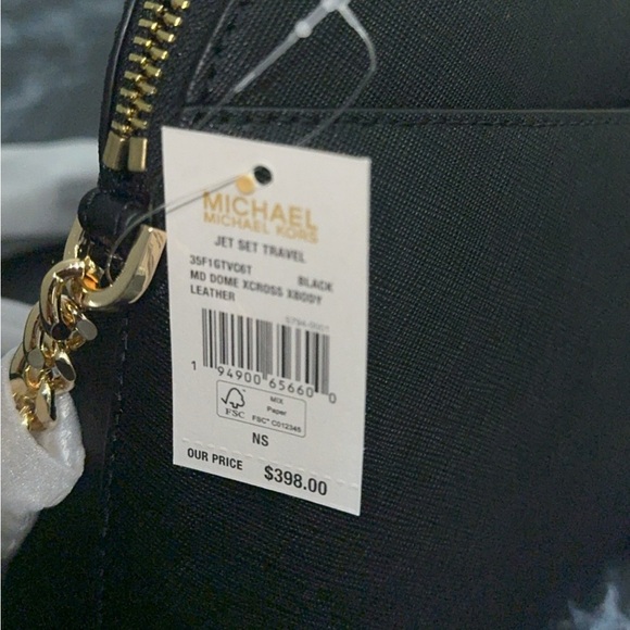 MICHAEL KORS Jet Set Travel Med Dome Crossbody Black Leather Bag AUTHENTIC NWT - Picture 7 of 10